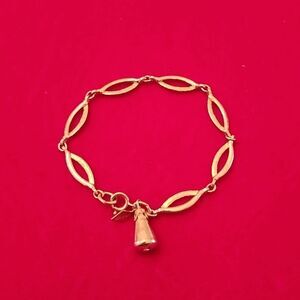 Vintage Sarah Coventry Yellow Gold Plated 7 inch Bracelet